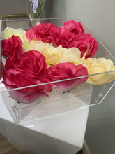 Load image into Gallery viewer, 25 Rose Box (10&quot; x 10&quot; x 6&quot;H)